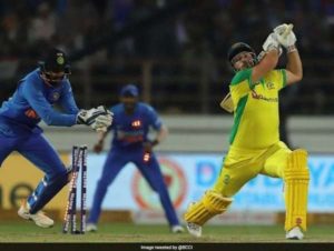 KL Rahul as wicket keeper