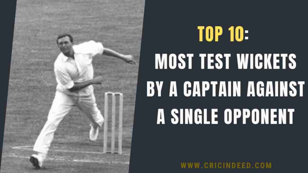 Richie benaud bowling in a test match